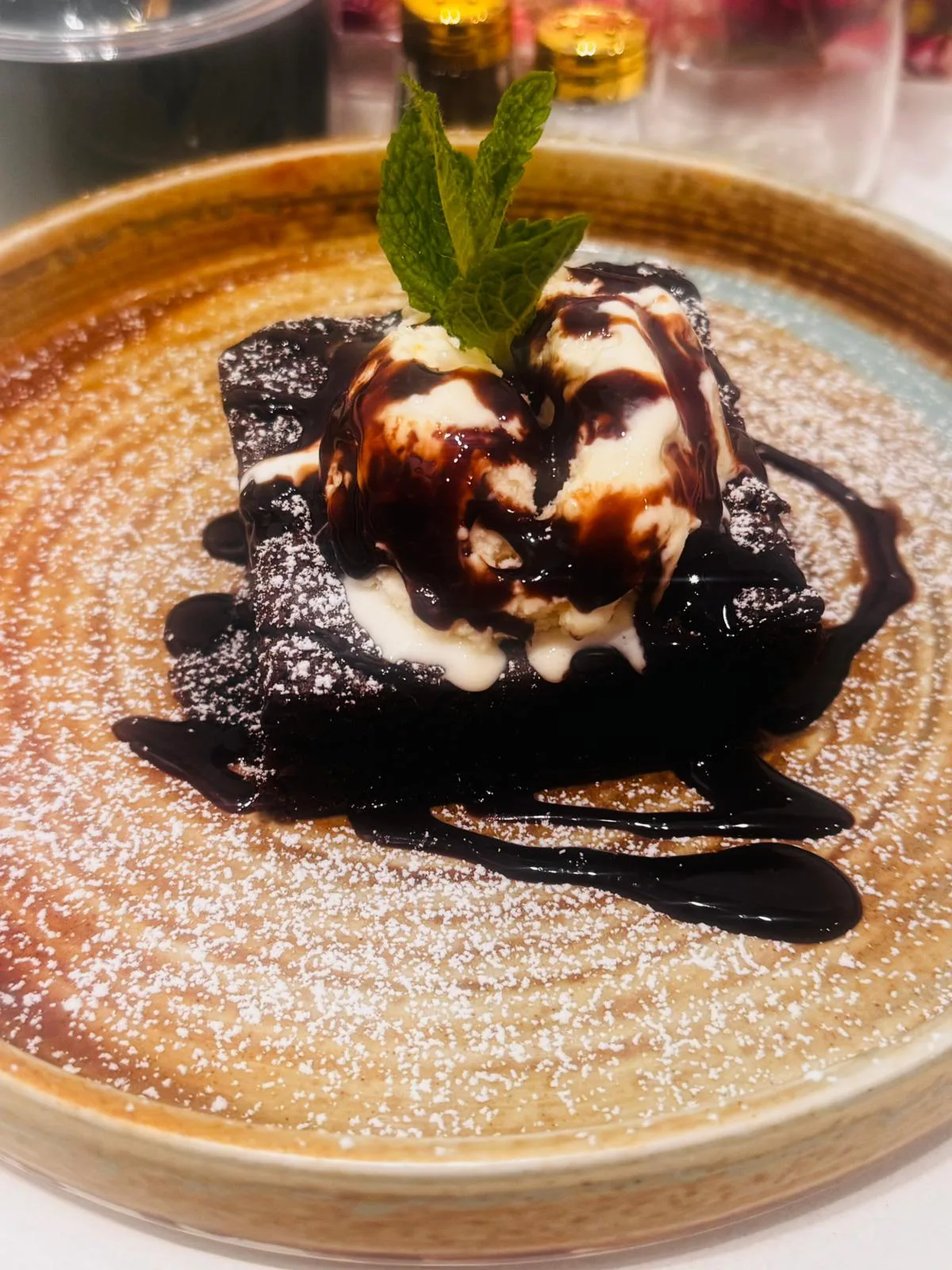 Warm chocolate brownie with vanilla ice cream